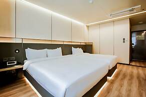 L&L Jeju Hotel