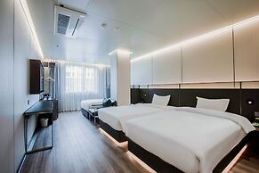 L&L Jeju Hotel