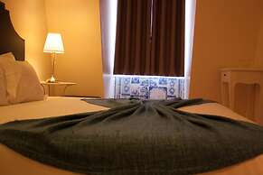 Lisbon Arsenal Suites