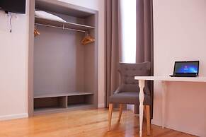 Lisbon Arsenal Suites