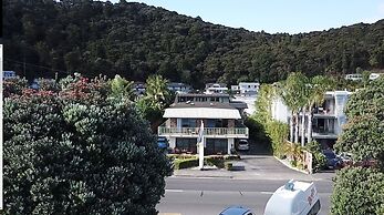 Bay Sands Seafront Studios