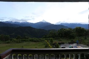 Himalayan Deurali Resort