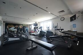 Grand Alora Hotel