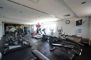 Grand Alora Hotel