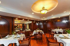 Hotel Sarina