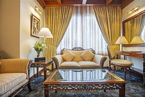 Hotel Sarina