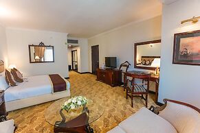 Hotel Sarina