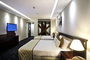 Hotel Sarina