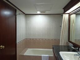 Hotel Sarina
