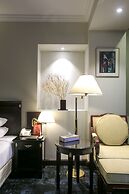 Hotel Sarina