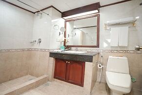 Hotel Sarina