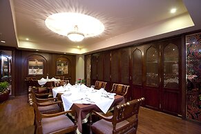 Hotel Sarina