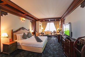 Hotel Sarina