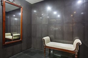 Hotel Sarina