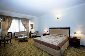 Hotel Sarina