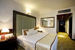 Hotel Sarina