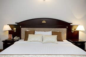 Hotel Sarina