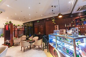 Hotel Sarina