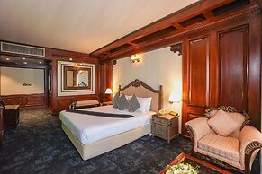 Hotel Sarina