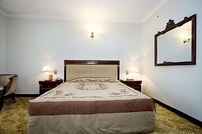 Hotel Sarina