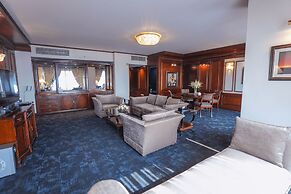 Hotel Sarina