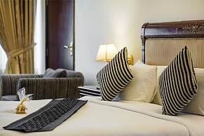 Hotel Sarina