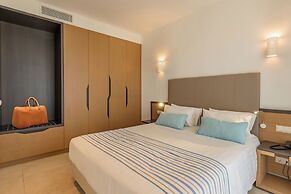 Minos Hotel