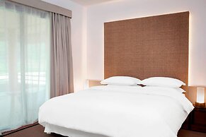 Sheraton New Caledonia Deva Spa & Golf Resort
