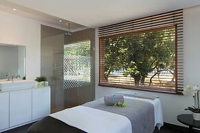 Sheraton New Caledonia Deva Spa & Golf Resort