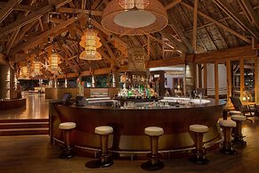 Sheraton New Caledonia Deva Spa & Golf Resort