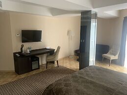 Denart Hotel