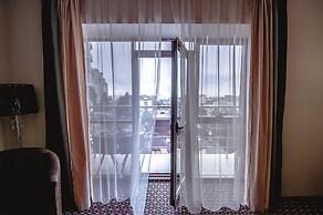 Denart Hotel
