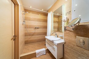 Denart Hotel