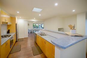 Boathouse Resort Studios & Suites