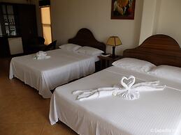 Turtle Inn Resort