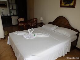 Turtle Inn Resort