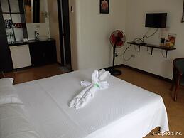 Turtle Inn Resort