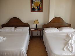 Turtle Inn Resort