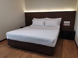 Hotel Holiday