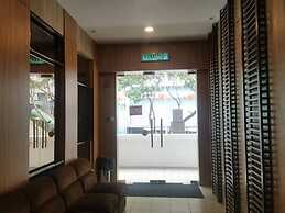 Hotel Holiday