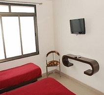 Skyway Inn