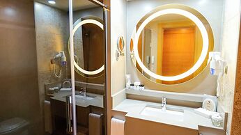Royal Dragon Hotel – All Inclusive