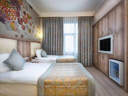 Fatih Hotel Corner