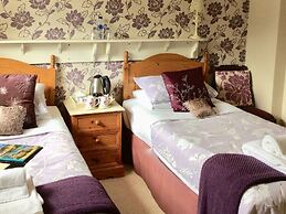 Plumpton Court