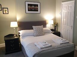 Starlings Guest House
