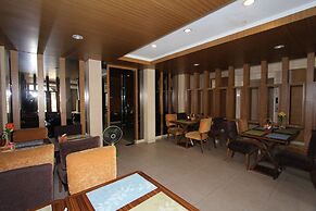 Honey Lodge