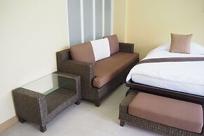 Villa Thongbura