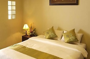 Villa Thongbura