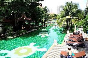 Villa Thongbura