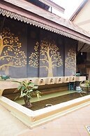 Villa Thongbura